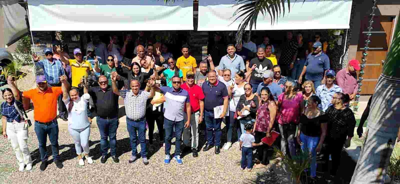 Presidentes de CBs que asistieron a asamblea en Manzanillo