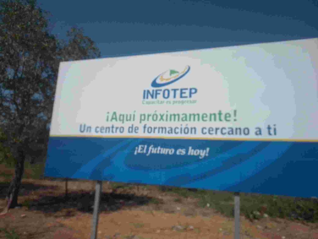 VALLA DE INFOTEP EN EL ESPACIO